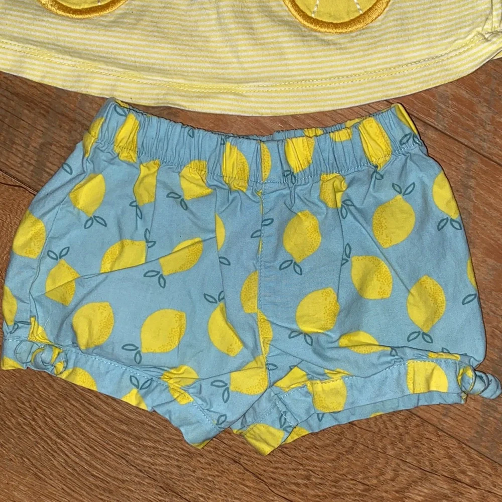 ‼️5/$15‼️ Carter’s Summer Lemon Outfit 9 Months - Picture 7 of 10